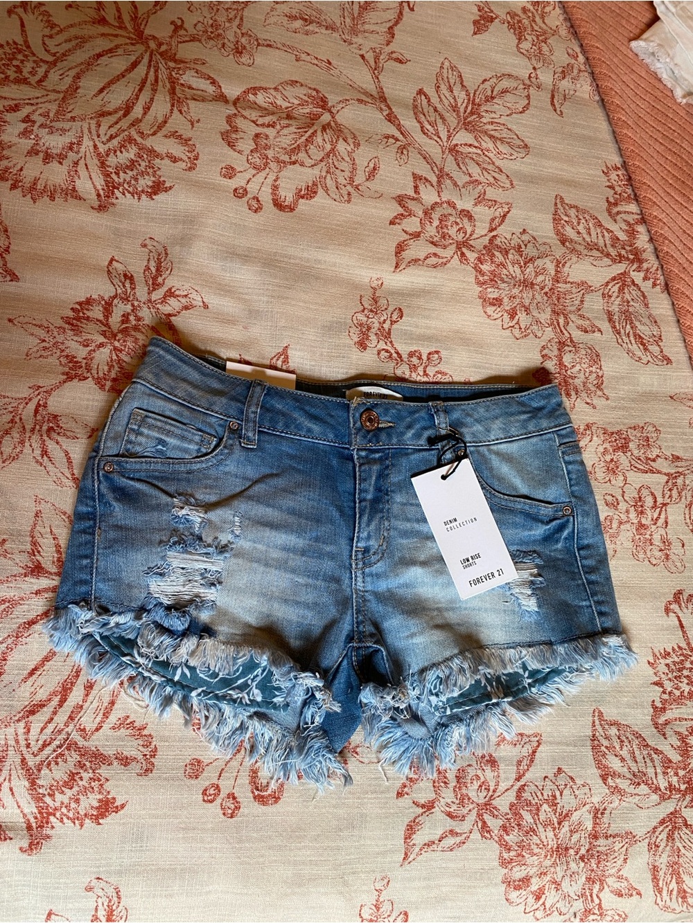 Forever 21 Light Blue Distressed Frayed Hem Denim Shorts